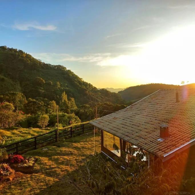 Chale Araucaria- Vale Das Pedras Mg Sapucaí-Mirim Exterior foto
